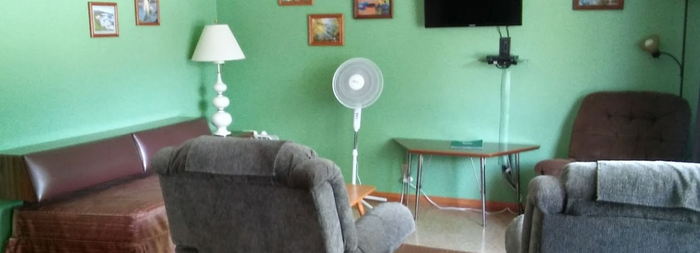 Garden Bay Motel - Web Listing (newer photo)